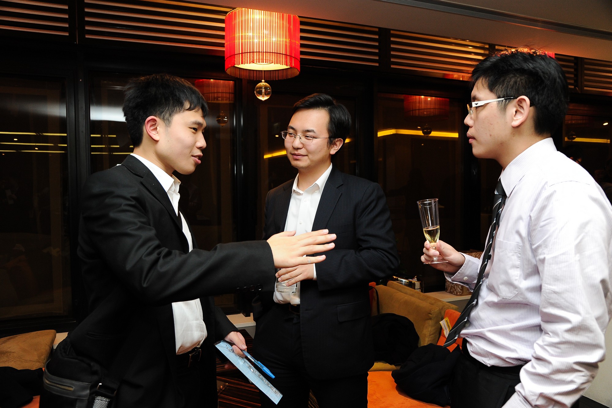 hku_you_alu_hap_hou_p12842_03_048.jpg