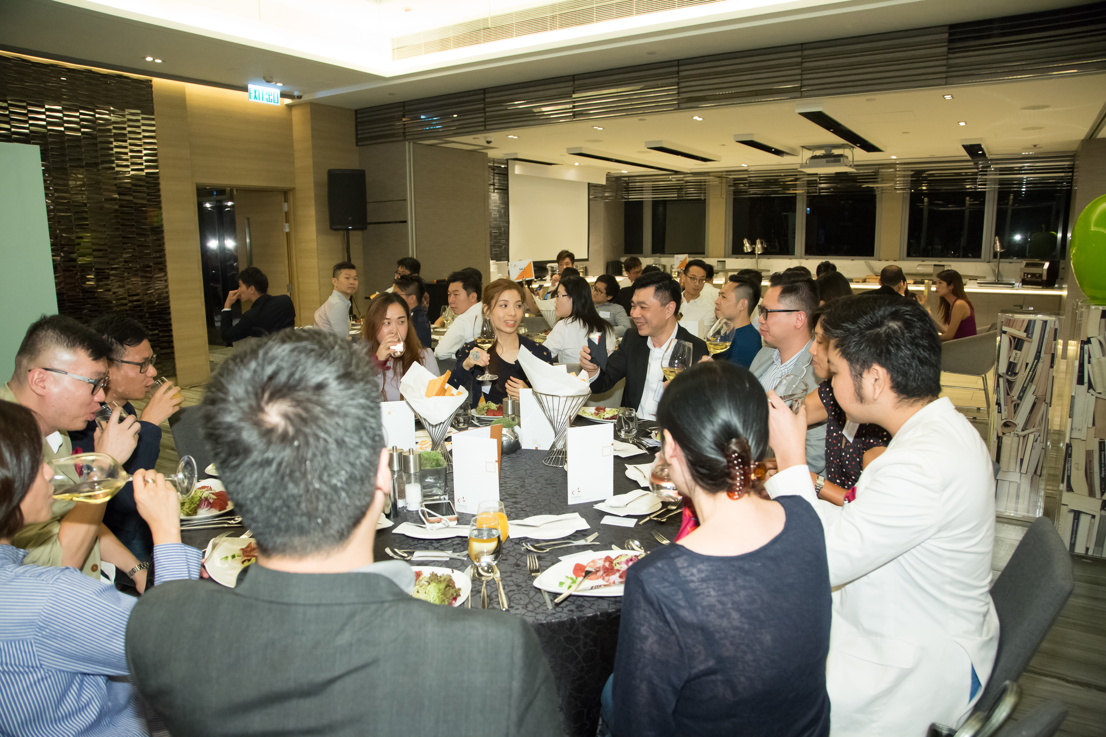 hku_alu_ass_ann_din_p17497_01_077.jpg