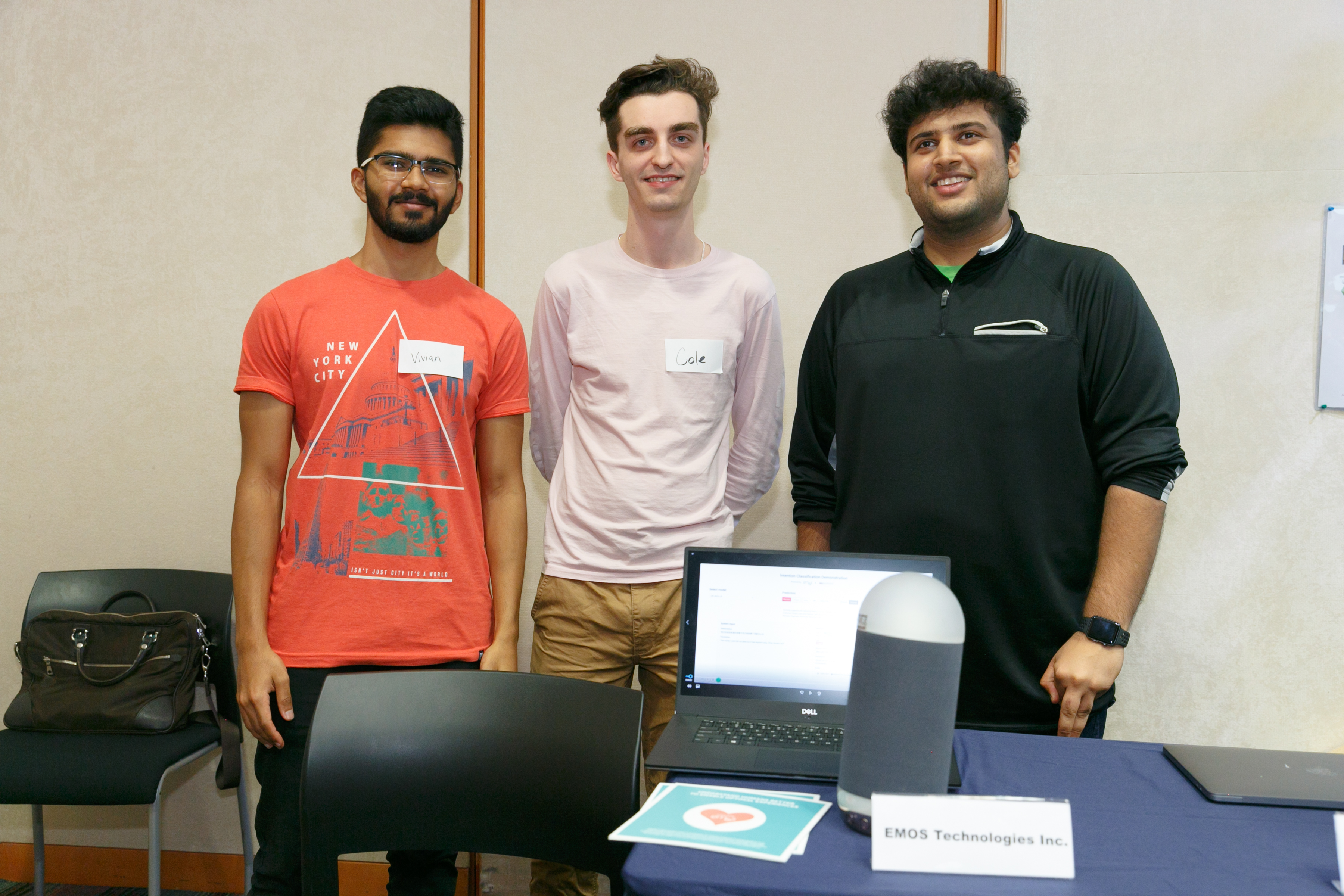 alum_entr_gath_at_scie_p18353_02_078.jpg