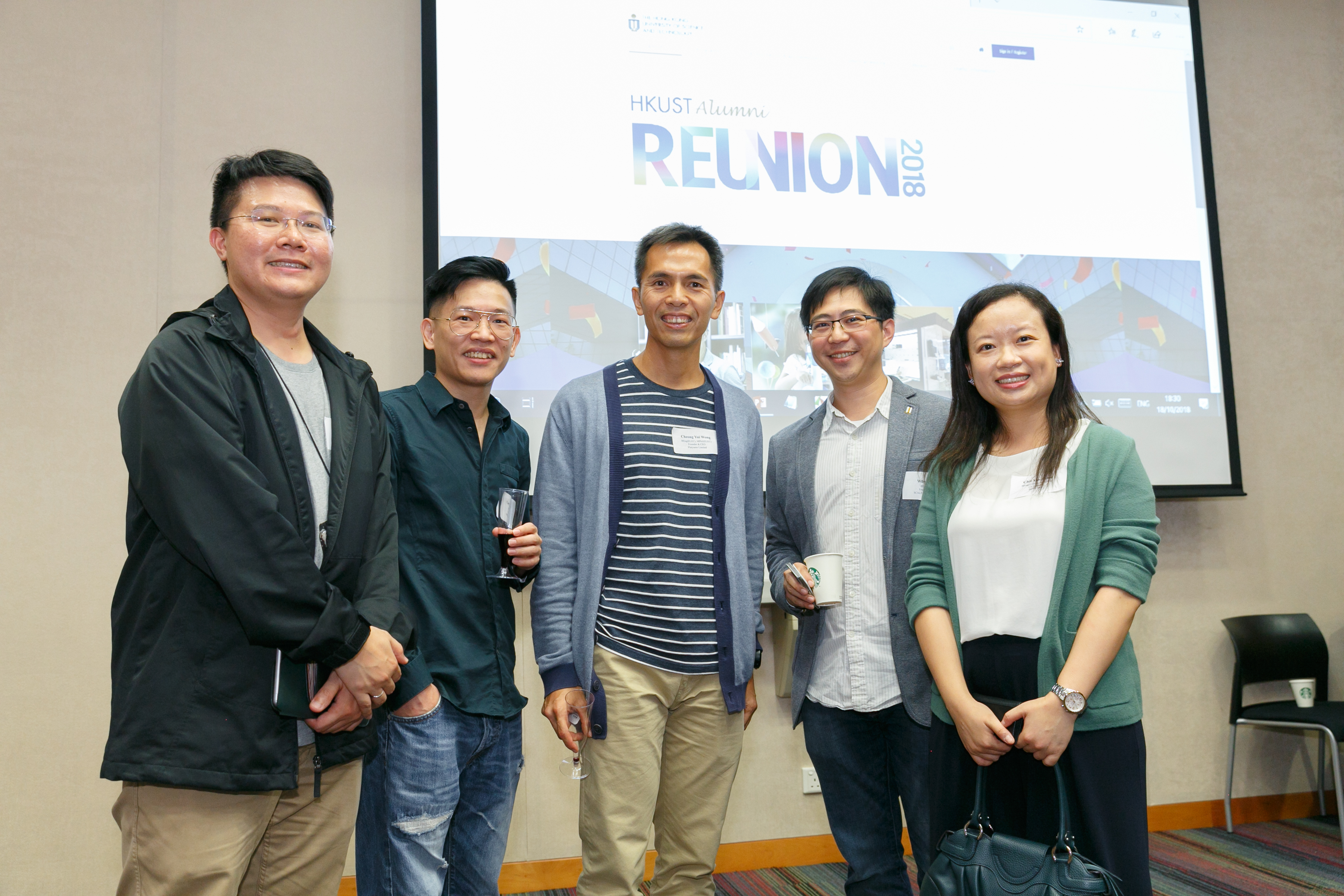 alum_entr_gath_at_scie_p18353_03_035.jpg